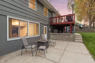 8317 Beard Rd, Bloomington, MN 55431 - Photo 4