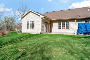 2325 Gresham Ave N, Oakdale, MN 55128 - Photo 4