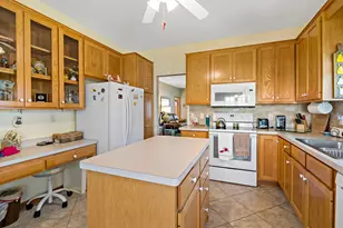 2325 Gresham Ave N, Oakdale, MN 55128 - Photo 32