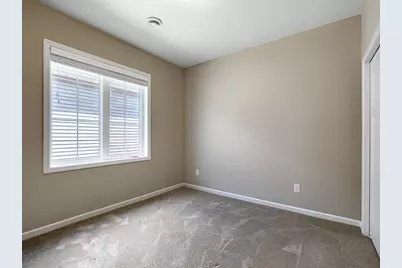 1085 Roselyn Drive, Victoria, MN 55386 - Photo 24