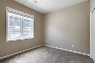 1085 Roselyn Dr, Victoria, MN 55386 - Photo 24