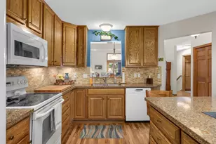 145 Sandpiper Cir, Hastings, MN 55033 - Photo 8