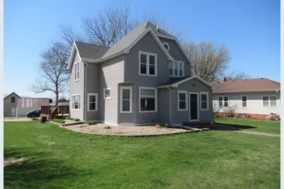 312 S Main Avenue, Hills, MN 56138 - Photo 1