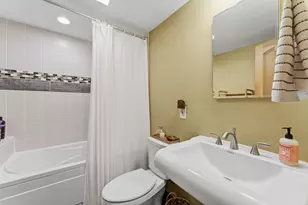 3032 E Minnehaha Pkwy, Minneapolis, MN 55406 - Photo 28