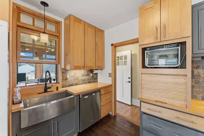 3032 E Minnehaha Parkway, Minneapolis, MN 55406 - Photo 12