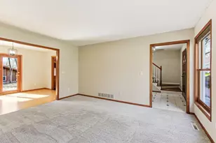 713 Northwood Dr, Delano, MN 55328 - Photo 8