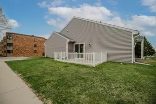 1691 Livingston Ave, West Saint Paul, MN 55118 - Photo 34