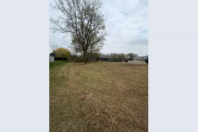 24317 Polk Street NE, East Bethel, MN 55005 - Photo 2