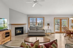 2409 Burl Oak Curve, Hudson, WI 54016 - Photo 4