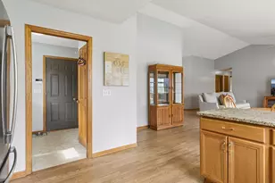2409 Burl Oak Curve, Hudson, WI 54016 - Photo 16