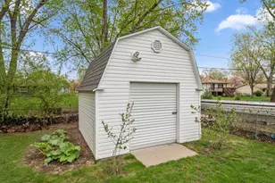 965 Redwell Ln, Apple Valley, MN 55124 - Photo 22