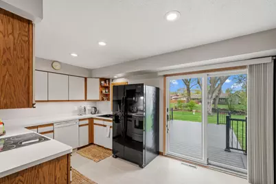 965 Redwell Lane, Apple Valley, MN 55124 - Photo 6