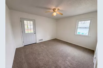 6319 Perry Avenue N, Brooklyn Center, MN 55429 - Photo 8