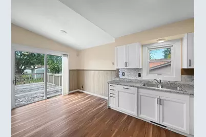 5125 77th Avenue N, Brooklyn Park, MN 55443 - Photo 6
