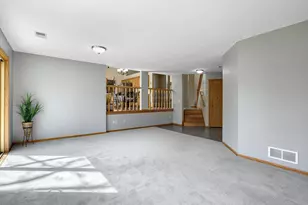14259 Uplander St NW, Andover, MN 55304 - Photo 10