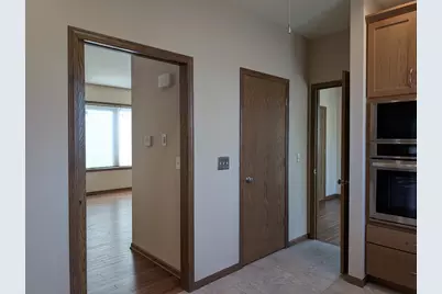 504 Darlene Drive, Marshall, MN 56258 - Photo 10