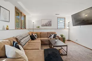 5640 Washburn Ave S, Minneapolis, MN 55410 - Photo 16