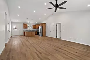 425 4th Ave SE, Saint Joseph, MN 56374 - Photo 8