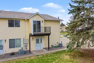 123 96th Ln NE, Blaine, MN 55434 - Photo 2