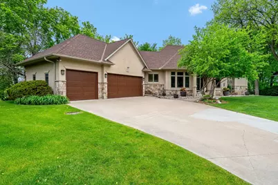 757 Stonebrooke Drive, Shakopee, MN 55379 - Photo 2