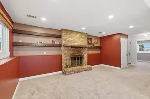 8490 Knollwood Dr, Mounds View, MN 55112 - Photo 26