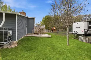 8490 Knollwood Dr, Mounds View, MN 55112 - Photo 32