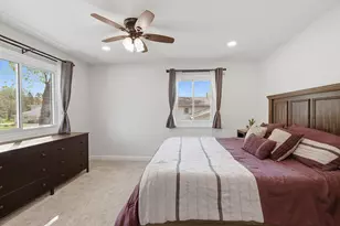 8490 Knollwood Dr, Mounds View, MN 55112 - Photo 16
