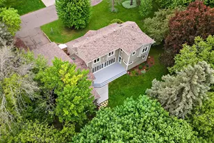 13412 Tudor Rd, Hopkins, MN 55305 - Photo 36