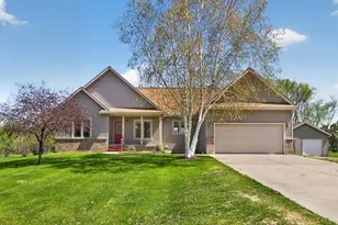 31770 Lakeview Dr, Lake City, MN 55041 - Photo 2