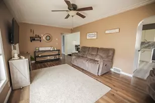 109 Ridge Rd, Morris, MN 56267 - Photo 14