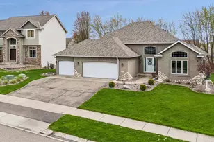 17377 80th Pl N, Maple Grove, MN 55311 - Photo 2
