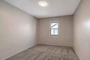 532 McKinley Ave, North Mankato, MN 56003 - Photo 12