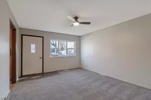 532 McKinley Ave, North Mankato, MN 56003 - Photo 2