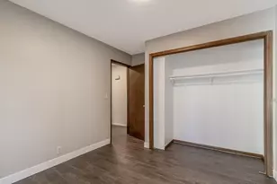 532 McKinley Ave, North Mankato, MN 56003 - Photo 6