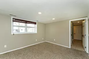 720 Zumbro Dr NW, Rochester, MN 55901 - Photo 20