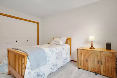 1827 County Rd. E E #18, White Bear Lake, MN 55110 - Photo 16