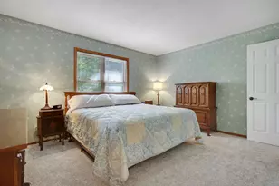 1827 County Rd E E, White Bear Lake, MN 55110 - Photo 14