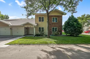 1827 County Rd E E, White Bear Lake, MN 55110 - Photo 2