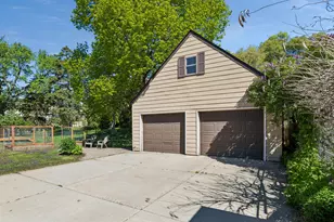 1041 36th Ave NE, Minneapolis, MN 55418 - Photo 34