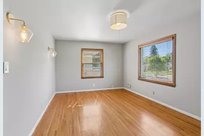 1041 36th Avenue NE, Minneapolis, MN 55418 - Photo 6