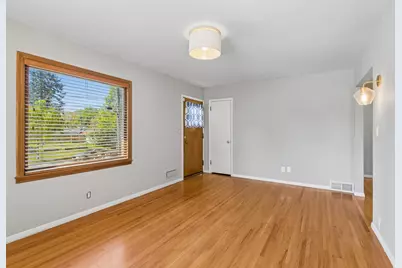 1041 36th Avenue NE, Minneapolis, MN 55418 - Photo 4
