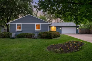 4704 W 70th St, Edina, MN 55435 - Photo 2
