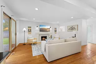 4704 W 70th St, Edina, MN 55435 - Photo 10