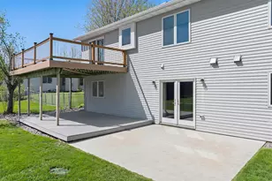 465 8th St SW, Plainview, MN 55964 - Photo 4