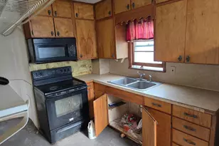 404 SE Pleasant St, Brownsdale, MN 55918 - Photo 6