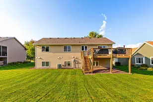 2505 30th St NW, Faribault, MN 55021 - Photo 8