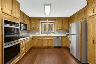 7330 Bancroft Way, Inver Grove Heights, MN 55077 - Photo 10