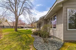 2569 Sumac Cir, White Bear Lake, MN 55110 - Photo 22