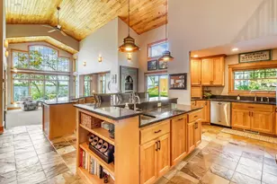 758 S Shore Dr, Detroit Lakes, MN 56501 - Photo 10