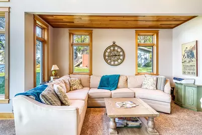 758 S Shore Drive, Detroit Lakes, MN 56501 - Photo 6